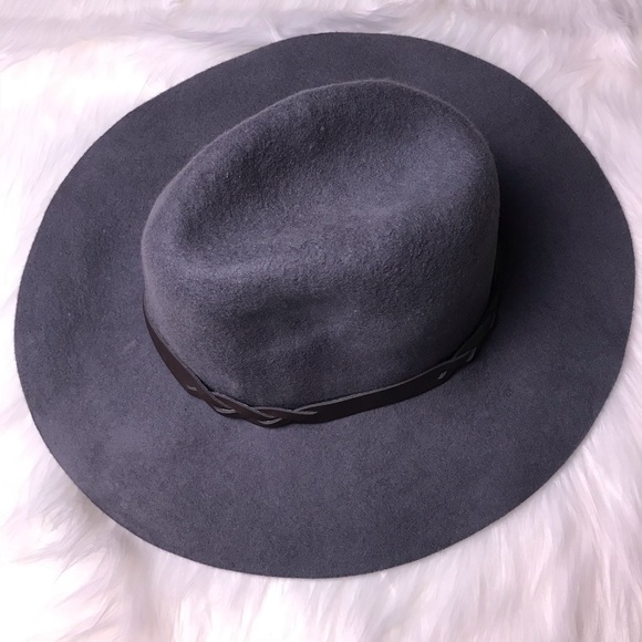 no brand Accessories - Gray wool felt floppy hat with leather band EUC